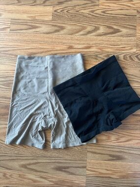 Skinnygirl Women’s Seamless Shapewear Shorts - Black & Beige